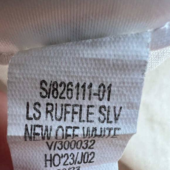 GAP Ruffled Blouse - Picture 7 of 7